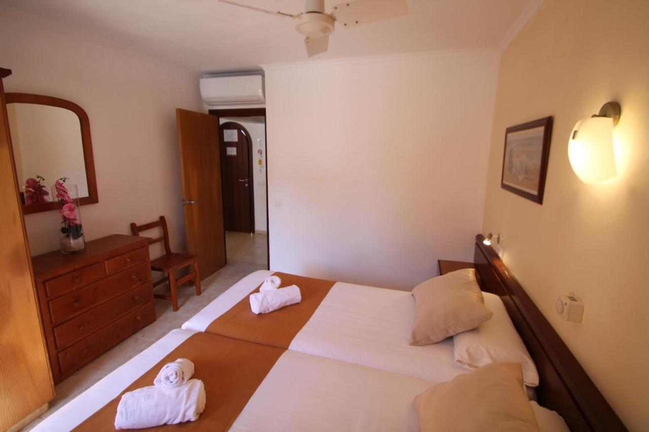 קאלה אן בלאנס Apartaments Talayot מראה חיצוני תמונה